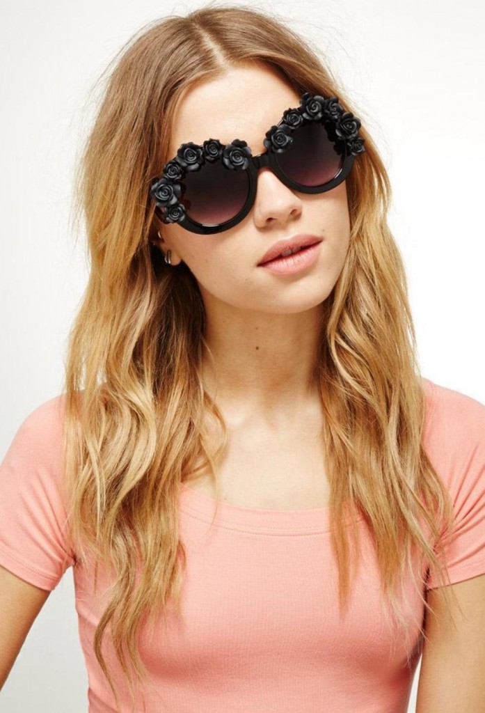 black-forever21-rad-and-refined-rosette-sunglasses-screen